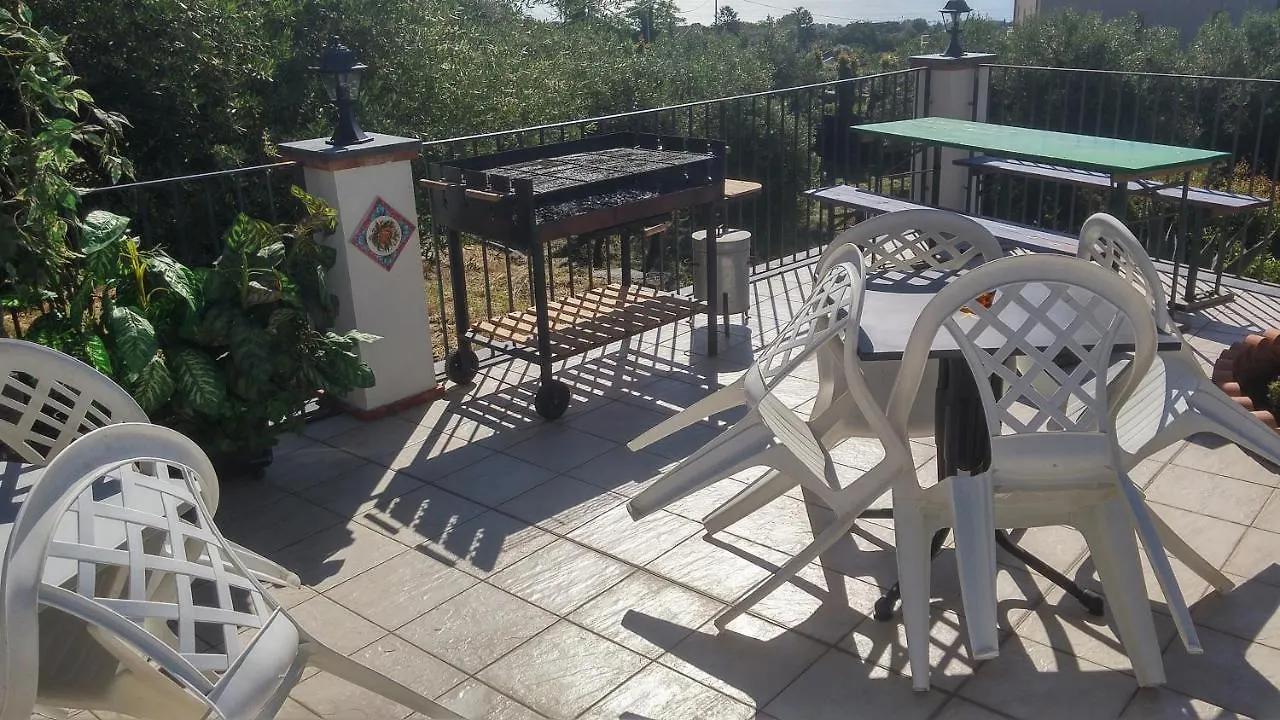 La Casa Del Melograno Bed and Breakfast Santa Venerina 0*,