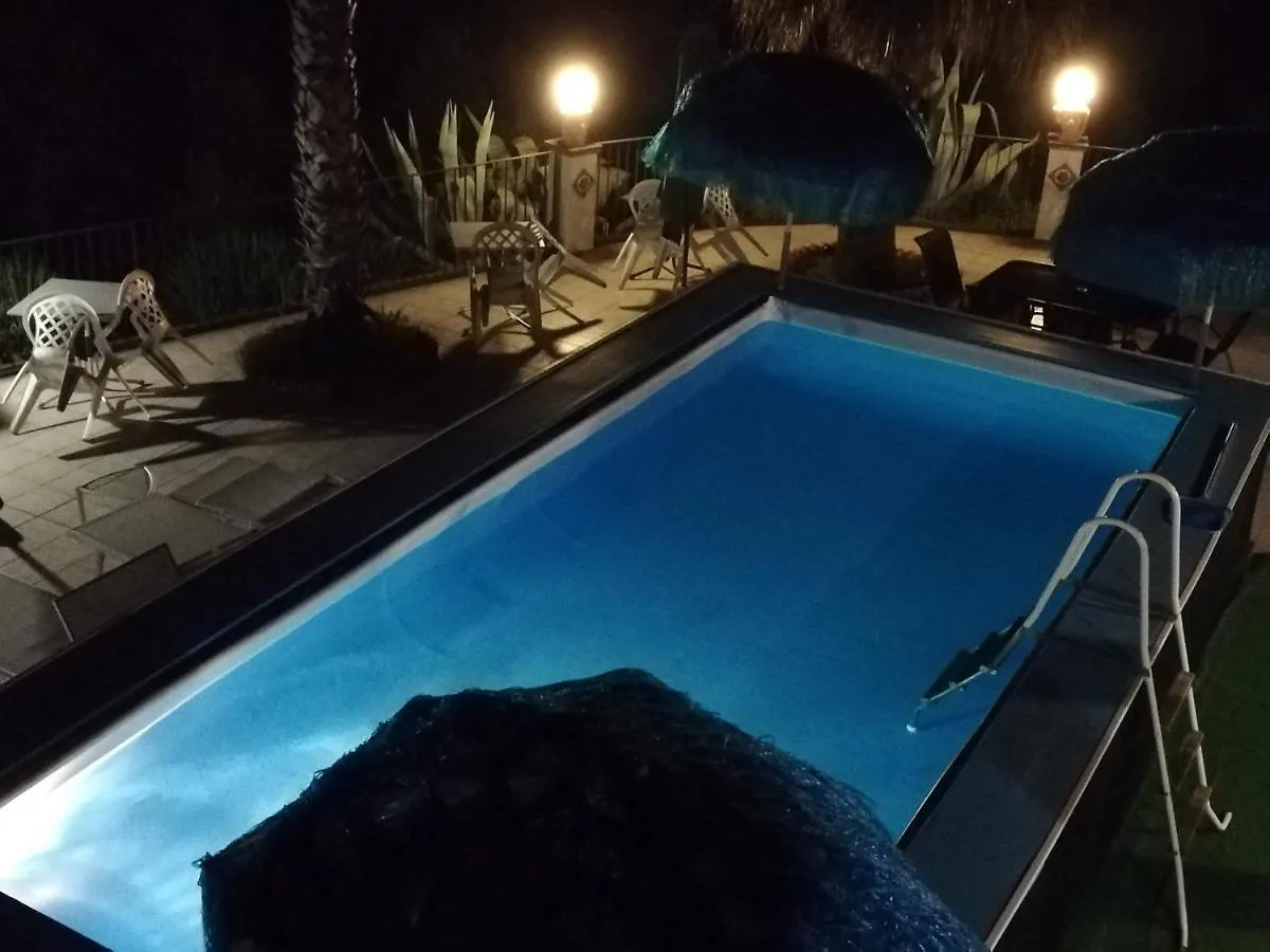 Bed and Breakfast La Casa del Melograno Santa Venerina Italia