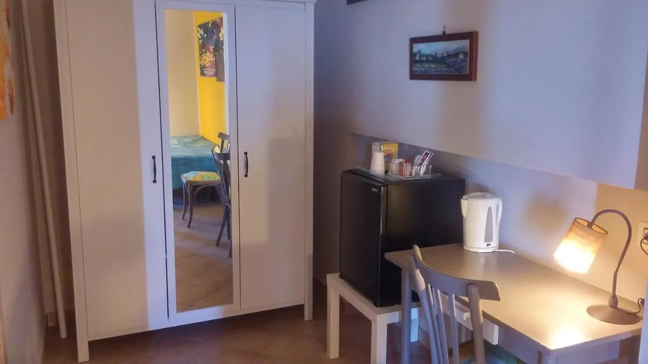La Casa Del Melograno Bed & Breakfast Santa Venerina Italy